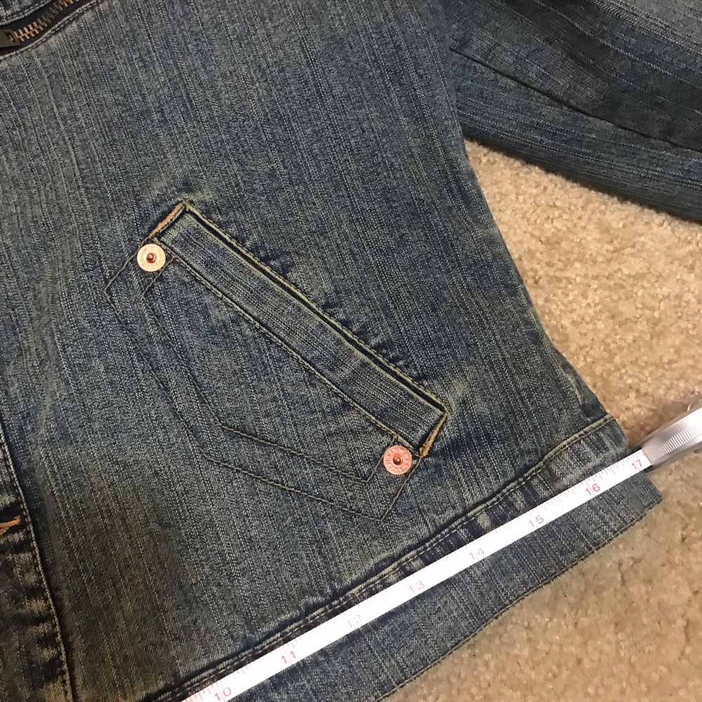Jean jacket - Picture 5 of 6